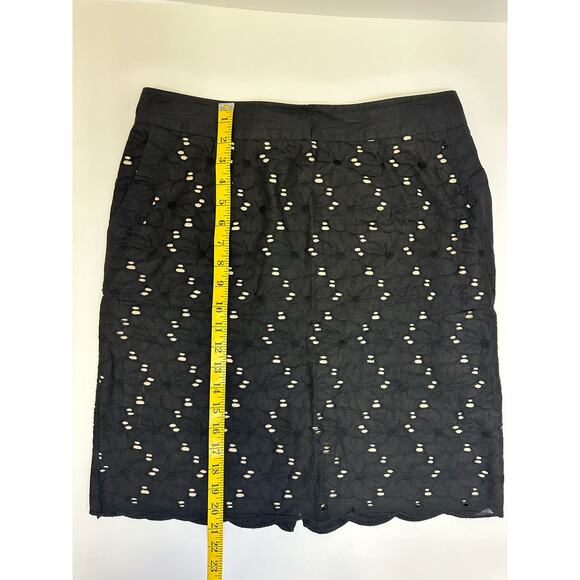 Laundry by Shelli Segal Eyelet Skirt Size 8 Black Floral Pencil Skirt - Picture 2 of 9